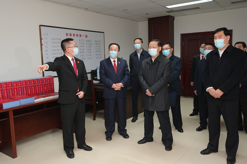 彭清華在省法院省檢察院司法廳調(diào)研時強調(diào)
切實筑牢政治忠誠著力鍛造新時代四川政法鐵軍「相關(guān)圖片」